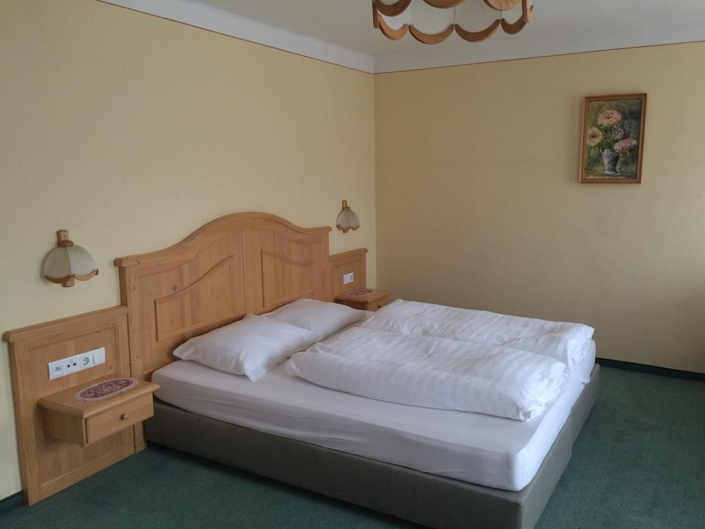 Gasthof Knappenwirt Tamsweg Habitación foto